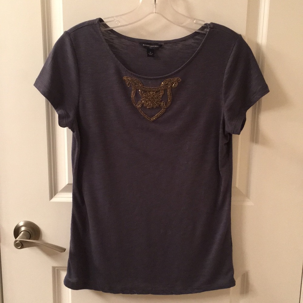 Women’s Banana Republic embellished shirt